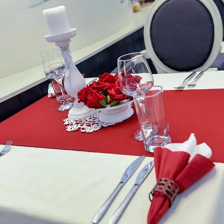Hotel Nove 3*